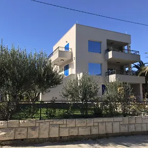 La Bomboniera , Slatine Chorwacja