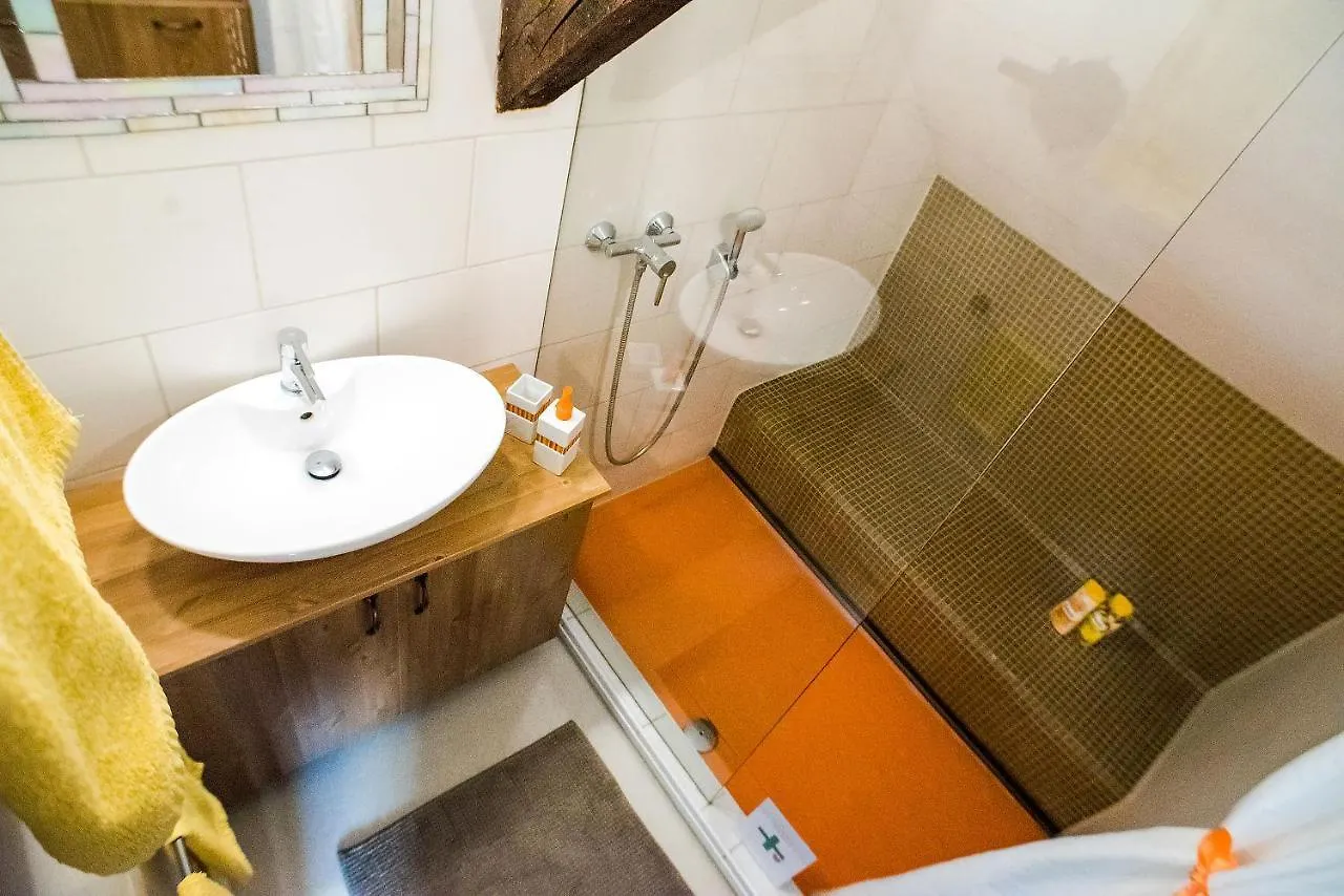 St. Gellért Square - Minilux Apartman Budapest