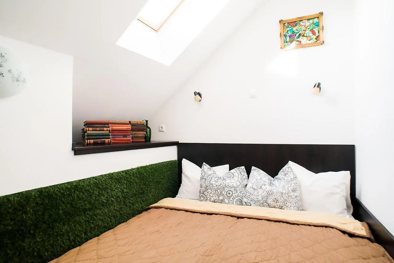 St. Gellert Square - Minilux Apartman Budapest Apartment